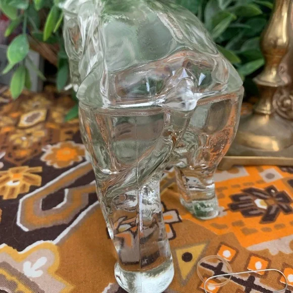 Clear Glass Elephant trinket dish 7 x 4 - Picture 4 of 4